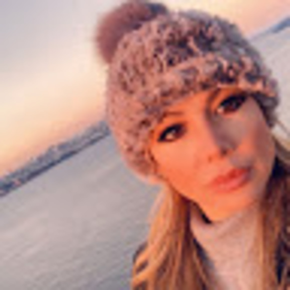 Meet your Posher, Nicha - Picture 1 of 1